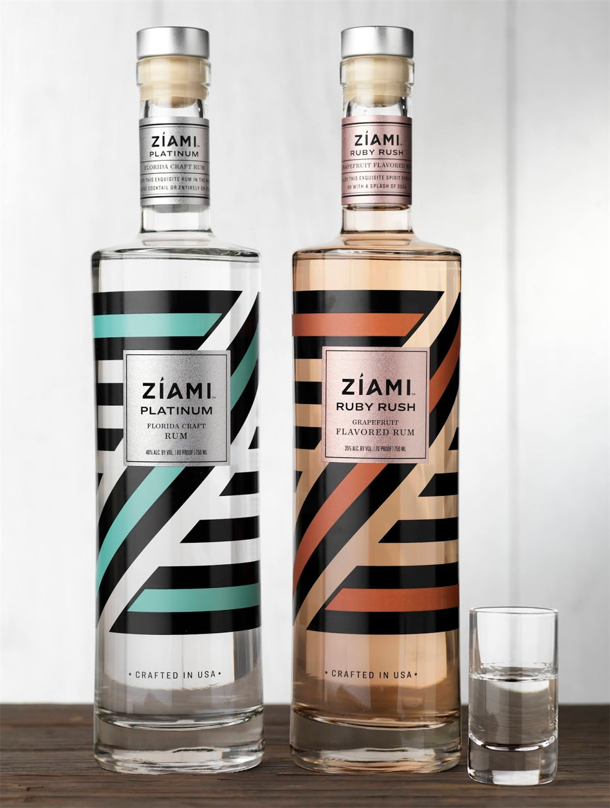 光瓶酒包裝設(shè)計(jì)欣賞(圖1) 光瓶酒包裝設(shè)計(jì)欣賞(圖1)