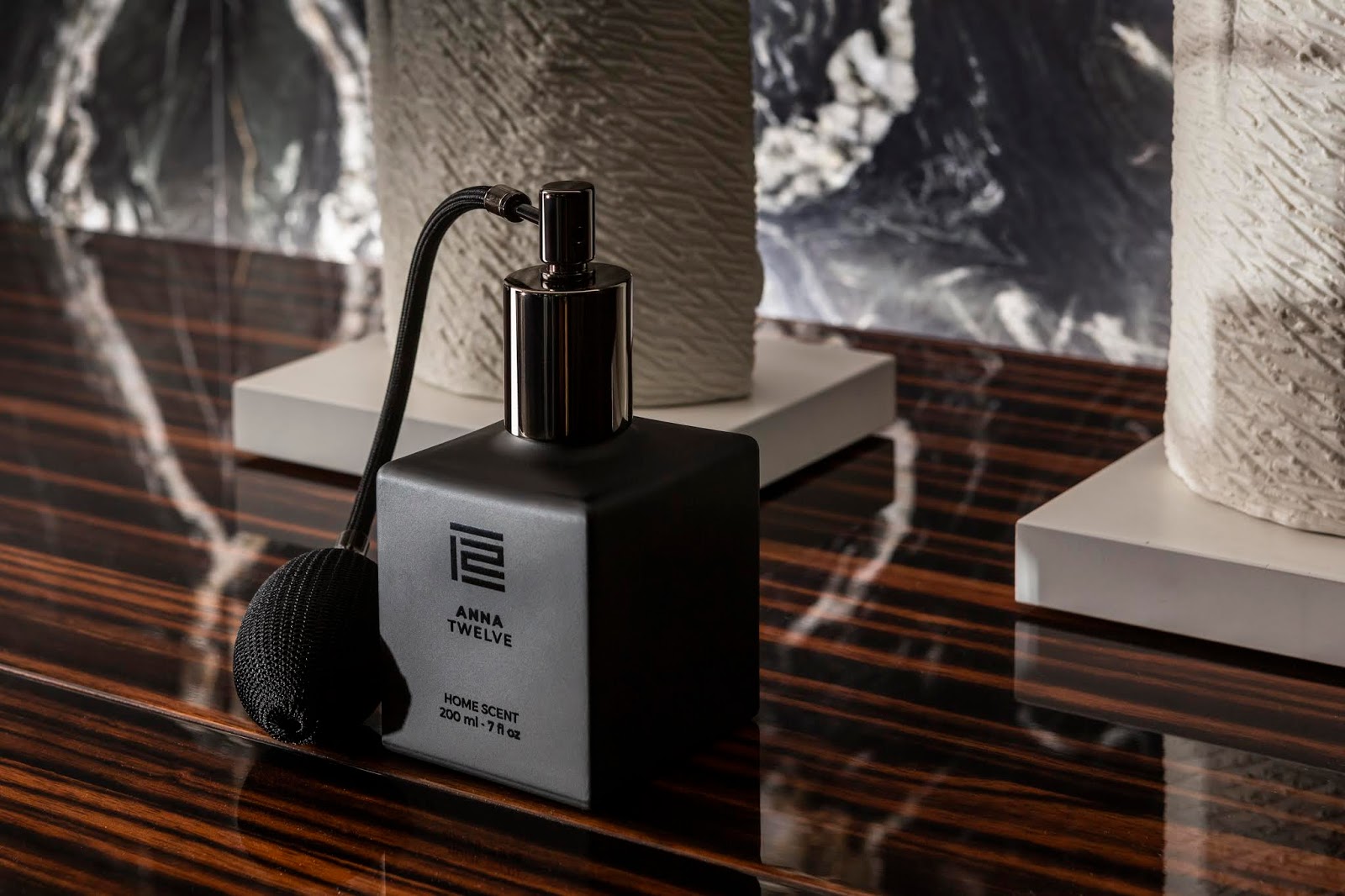 香水包裝設(shè)計(jì)圖片欣賞(圖1)