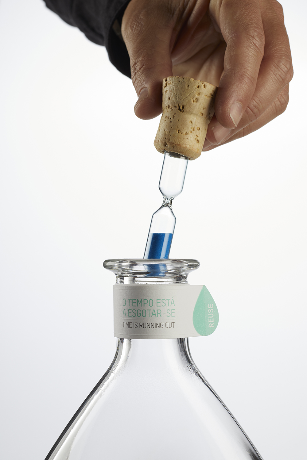 這個(gè)酒的包裝設(shè)計(jì)太有創(chuàng)意了(圖7) 這個(gè)酒的包裝設(shè)計(jì)太有創(chuàng)意了(圖7)