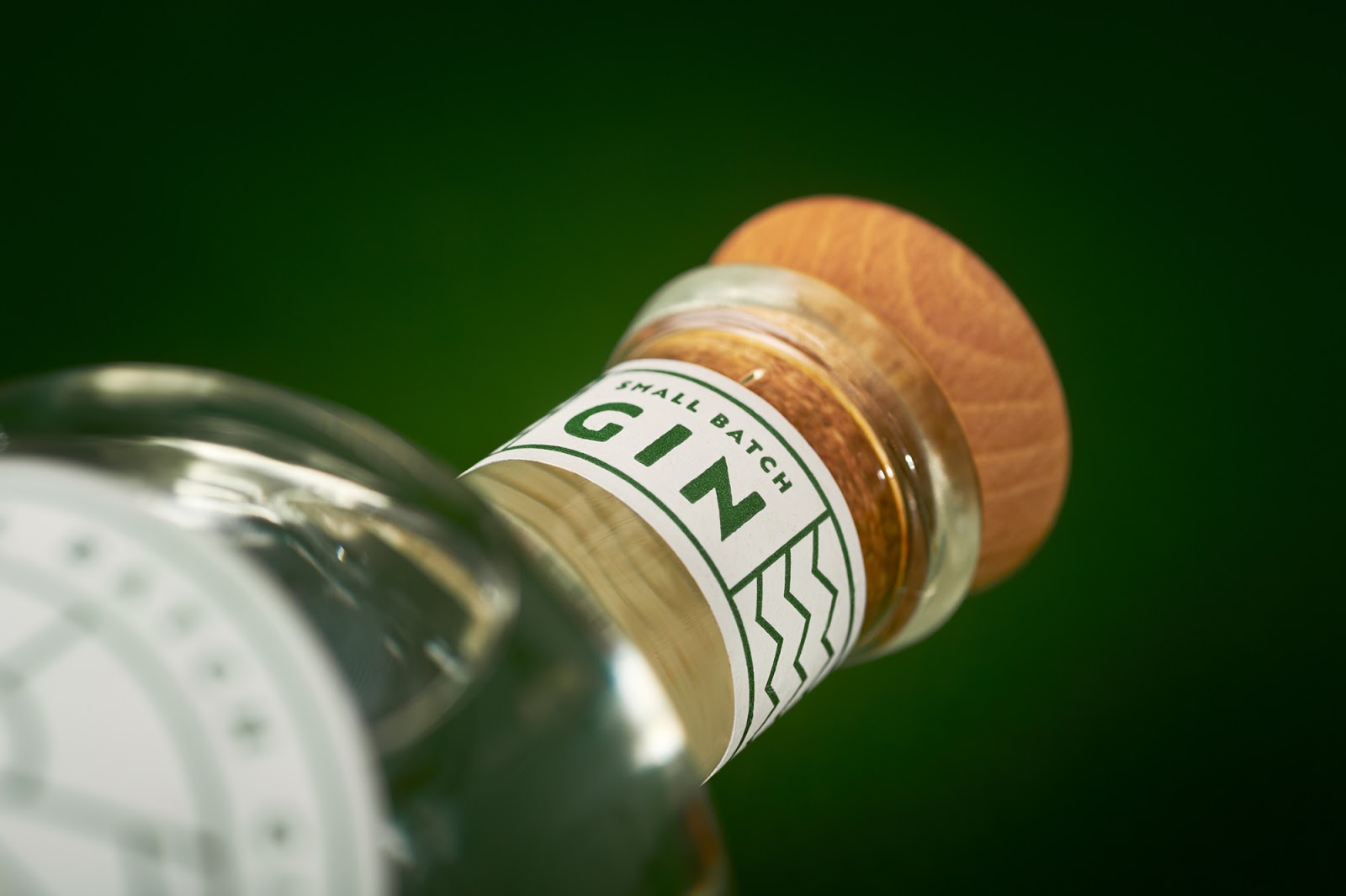 中山酒包裝設(shè)計(jì)簡(jiǎn)約復(fù)古(圖8)