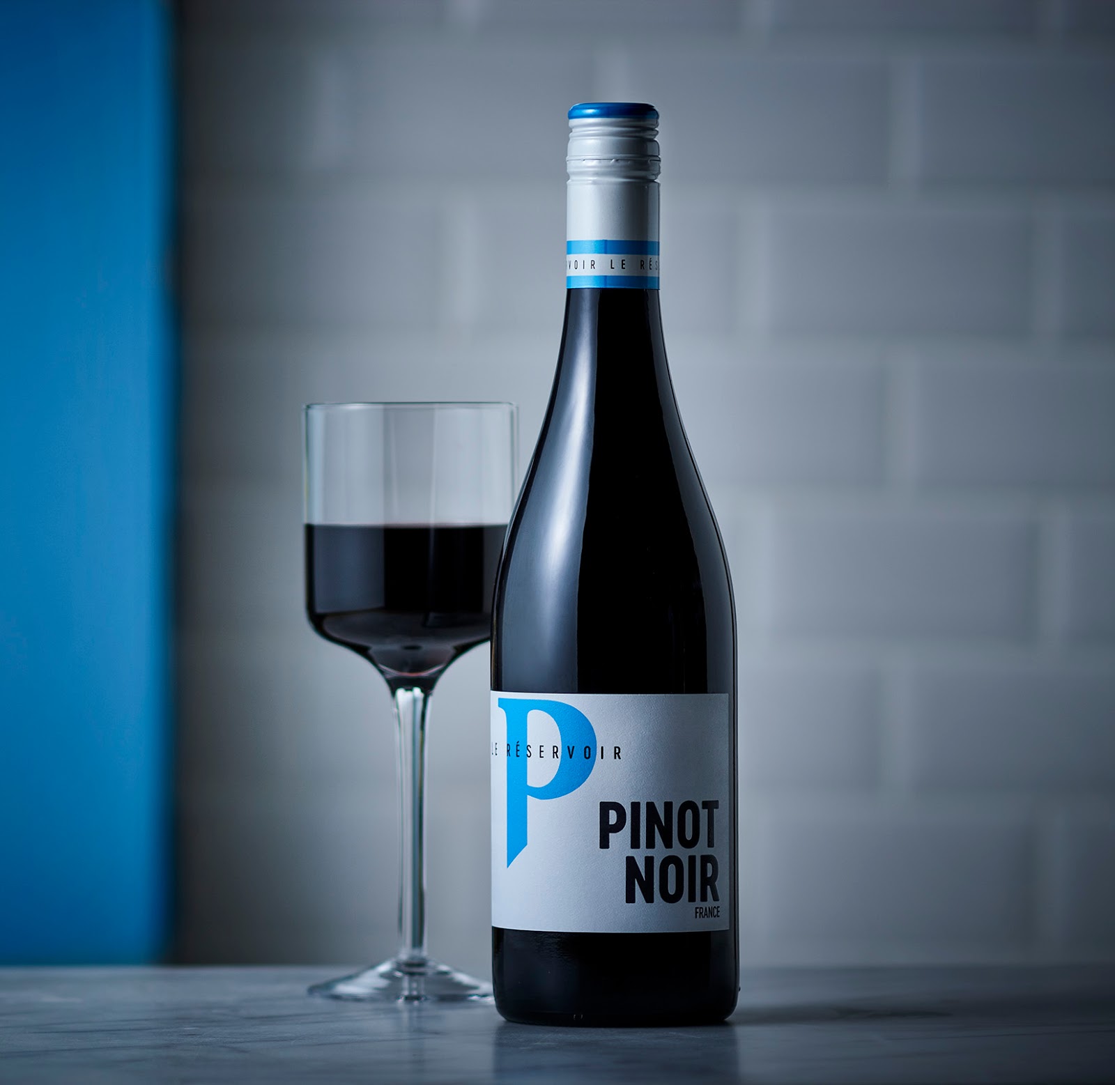 簡約葡萄酒包裝設(shè)計(圖1)