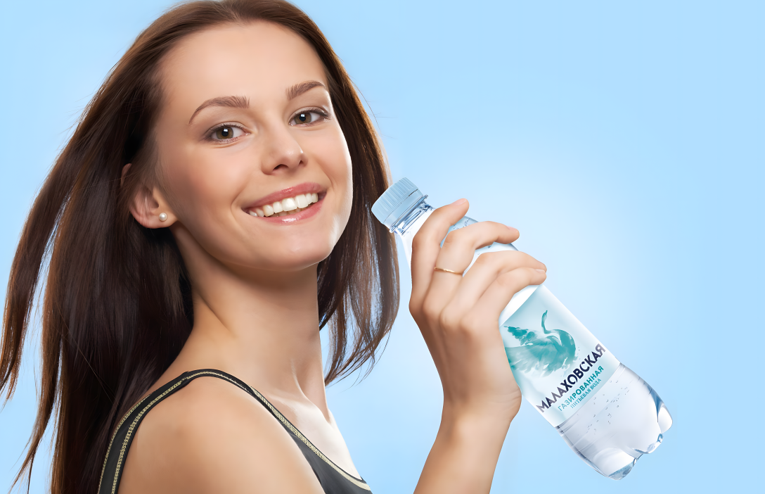 插圖以水彩風格呈現(xiàn)的品牌包裝設計(圖4) 插圖以水彩風格呈現(xiàn)的品牌包裝設計(圖4)