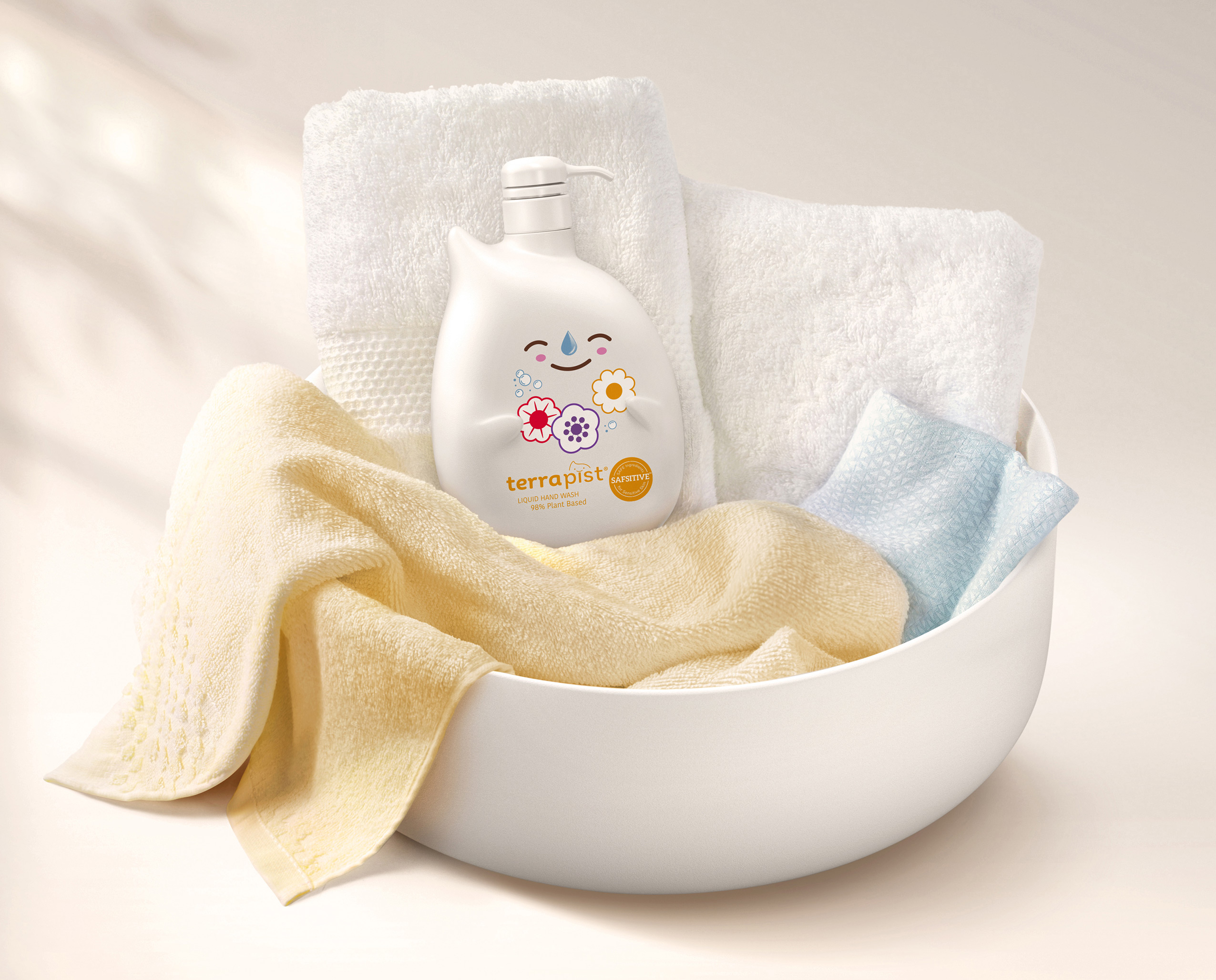 傳達快樂的感覺的清潔用品包裝設(shè)計(圖4) 傳達快樂的感覺的清潔用品包裝設(shè)計(圖4)