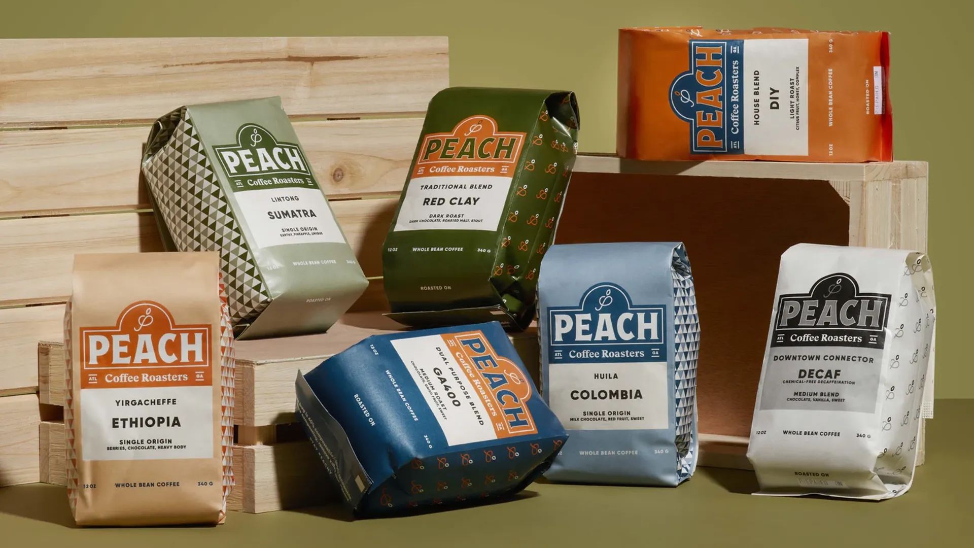 煥然一新的咖啡包裝設計在視覺上模仿了早期的農業(yè)(圖1)