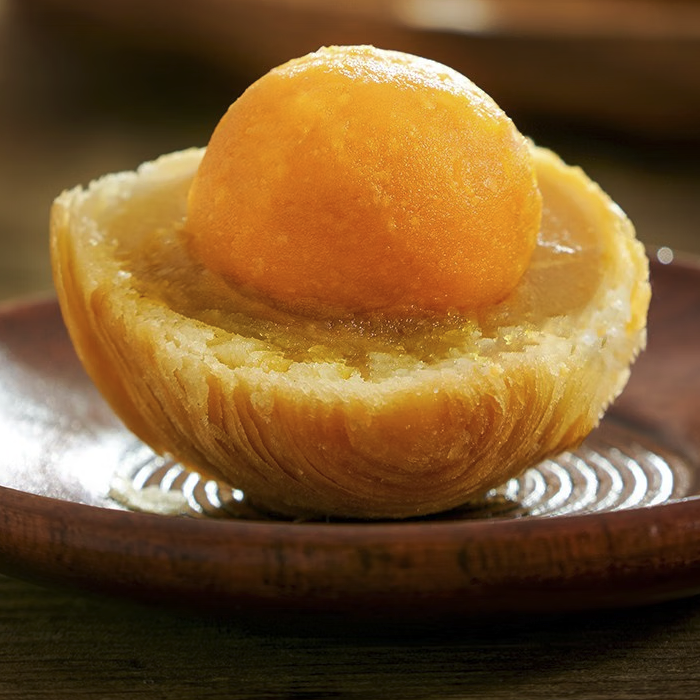 南臺月 蓮蓉蛋黃酥皮潮式月餅 560g包裝禮盒產(chǎn)品包裝創(chuàng)意設(shè)計(jì)欣賞(圖5)