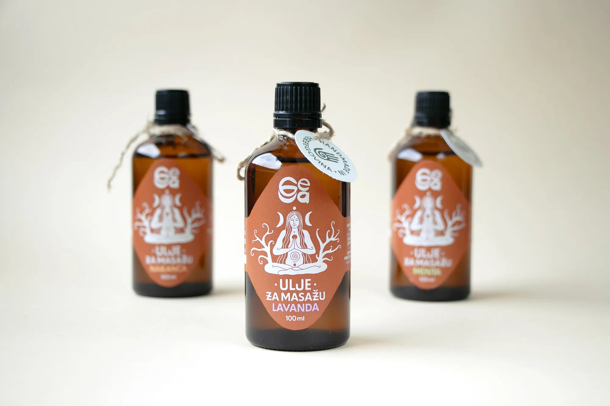 精油包裝瓶如何設(shè)計(圖1) 精油包裝瓶如何設(shè)計(圖1)