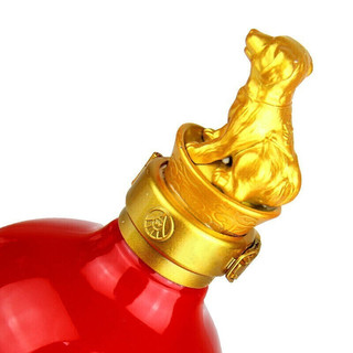 創(chuàng)意酒包裝設計五糧液生肖紀念酒戊戌狗年濃香型白酒瓶禮盒裝產(chǎn)品包裝設計欣賞(圖5) 創(chuàng)意酒包裝設計五糧液生肖紀念酒戊戌狗年濃香型白酒瓶禮盒裝產(chǎn)品包裝設計欣賞(圖5)