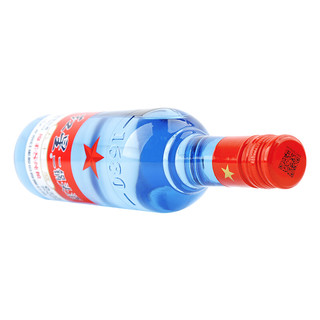 創(chuàng)意酒包裝設(shè)計二鍋頭酒 綿柔8純糧 藍瓶 53%vol 清香型白酒 500ml 單瓶裝產(chǎn)品包裝設(shè)計欣賞(圖4)