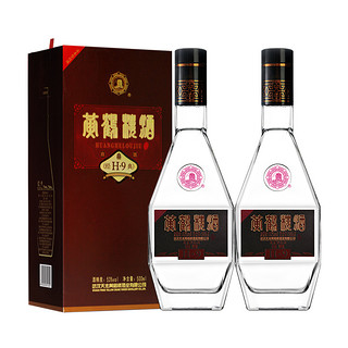 創(chuàng)意酒包裝設計經典清香型白酒瓶雙支裝產品包裝設計欣賞(圖2)
