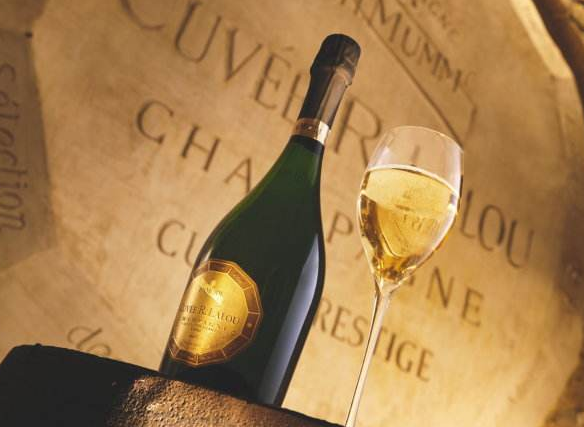 Mumm瑪姆品牌logo與產(chǎn)品包裝設(shè)計(jì)欣賞(圖3)